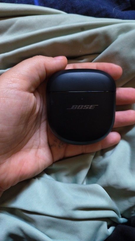 Bose Quiet comfort Ultra Noise Cancelling Wireless Earbuds