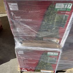 New 9ft Christmas Tree 