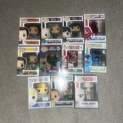 11 Funko Pops