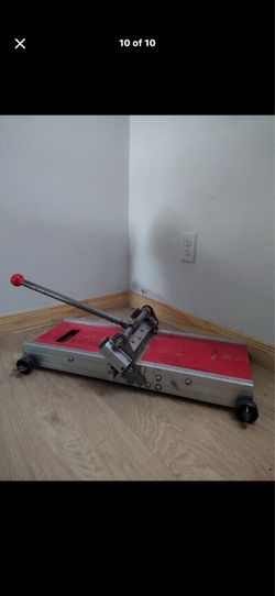 Power stretcher ..... Rubber Base cutter ....  Carpet tool box