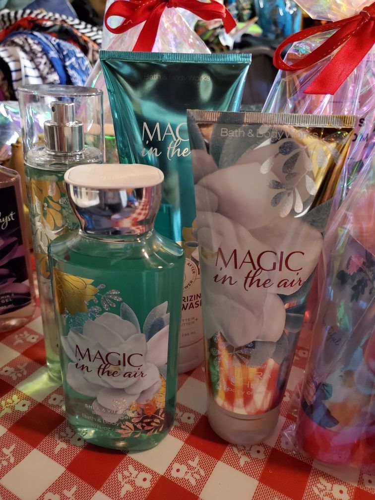 Set por $25 cada uno