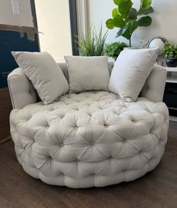 Round Swivel Barrel Chair