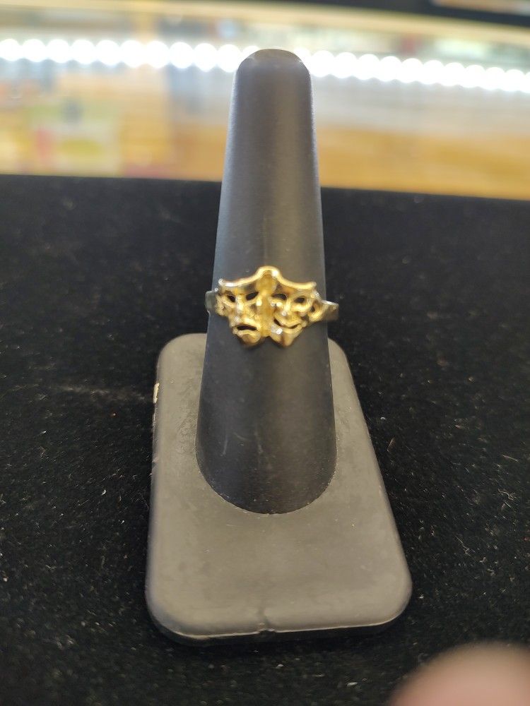14k Gold Ring 2.0 g Size 8