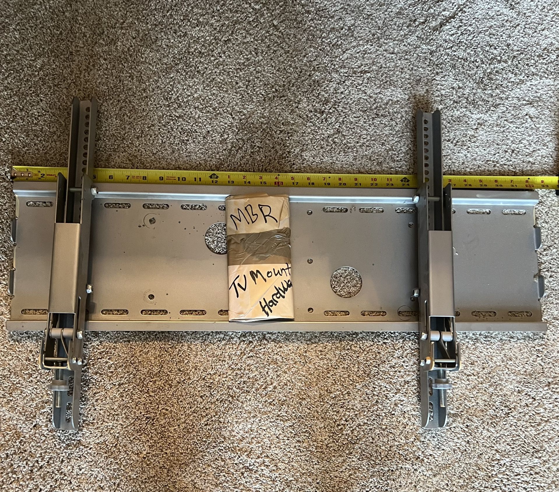 TV WALL MOUNT