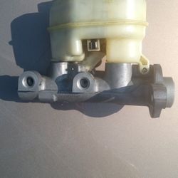 Master Cylinder