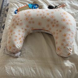 Breast-Feeding, Pillow
