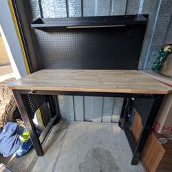 Craftsman work bench