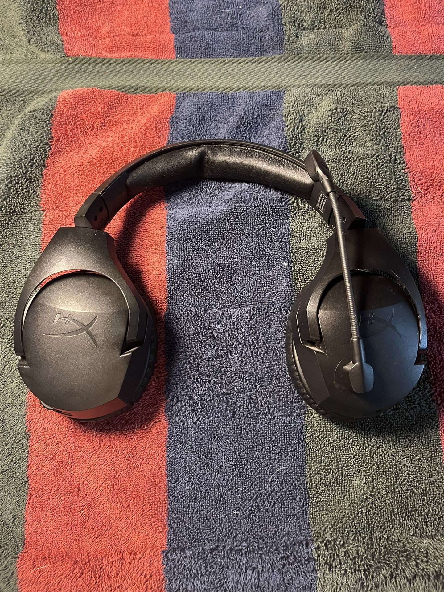 HyperX wireless headset(throw me a price)