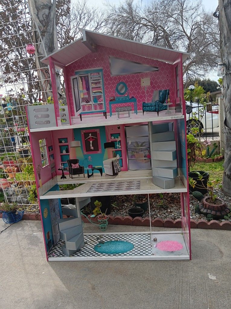 Barbie Doll House
