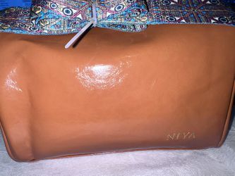 $25 Beautiful Bag Perfect For Spring