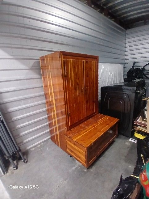 Cedar Closet And Cedar Hope Chest