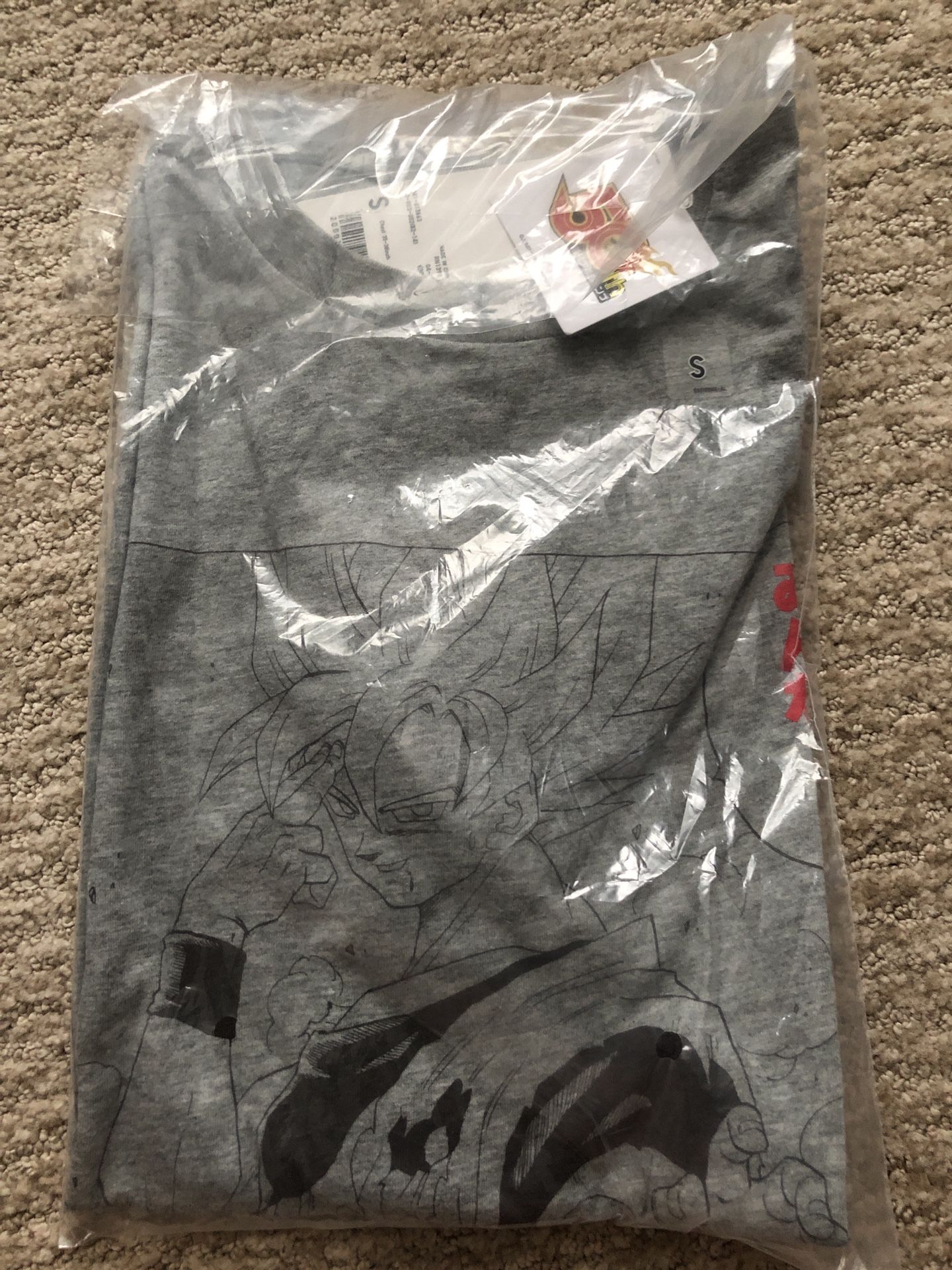 New Authentic Dragon Ball Z goku Jump Uniqlo T-shirt US Seller