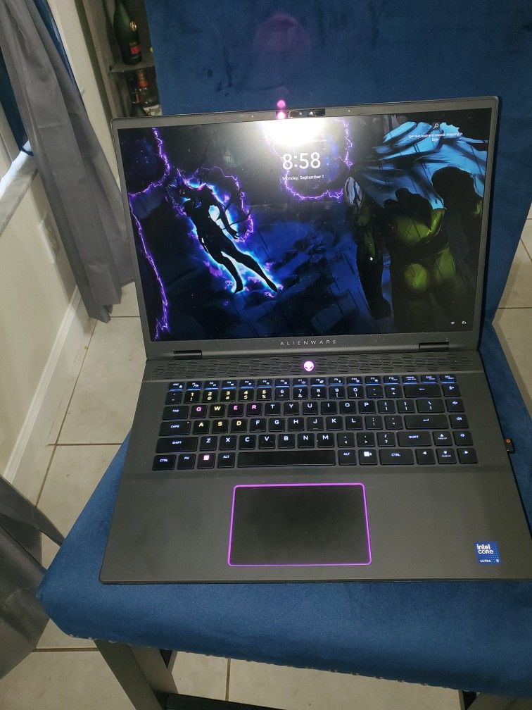 Alianware M16 R2 RTX4070 Gaming Laptop