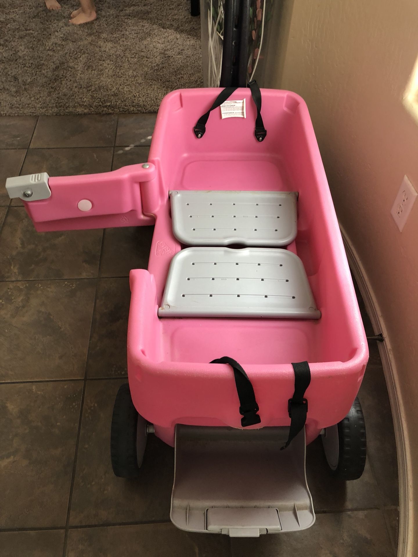 step 2 pink wagon        
        <figure class=