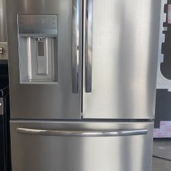 Hisense French Door Fridge 