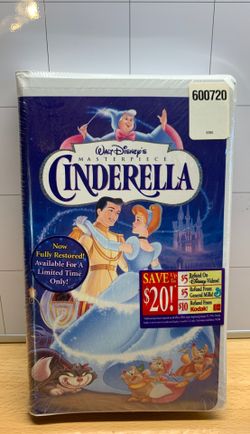 Disney Cinderella Master Piece Collection new sealed.