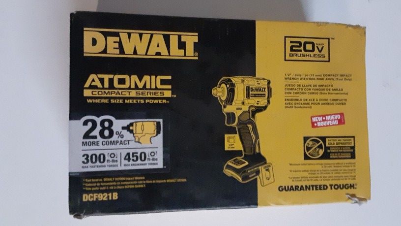 New Dewalt 20v Atomic 1/2 Or 3/8 Impact wrench Tool Only 