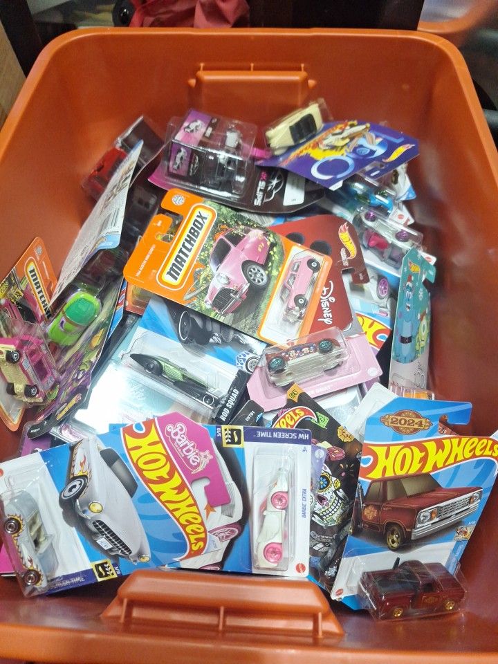 Diecast Cars For Sale