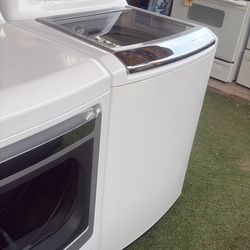Nice set  washer and  gas Driyer  3 months warranty