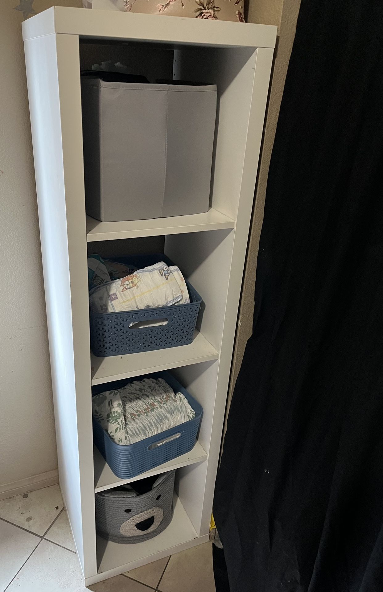 WHITE ORGANIZATION LONG CABINET