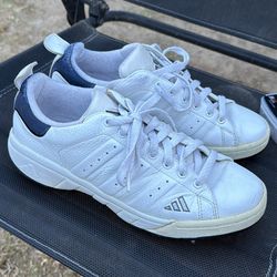 Vintage adidas golf shoes