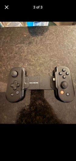 Backbone One controller (Lightning connector)