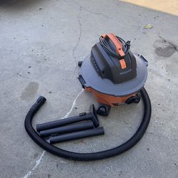 Ridgid 6 gallon Wet/Dry Vacuum
