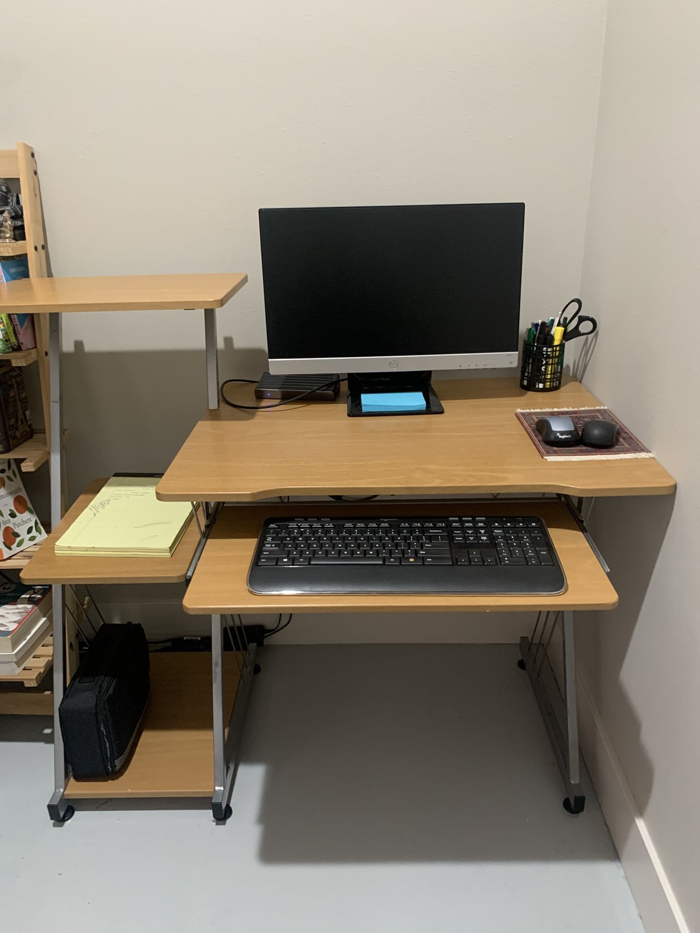 Office Desk With Pull Out Tray & Printer Setup Options