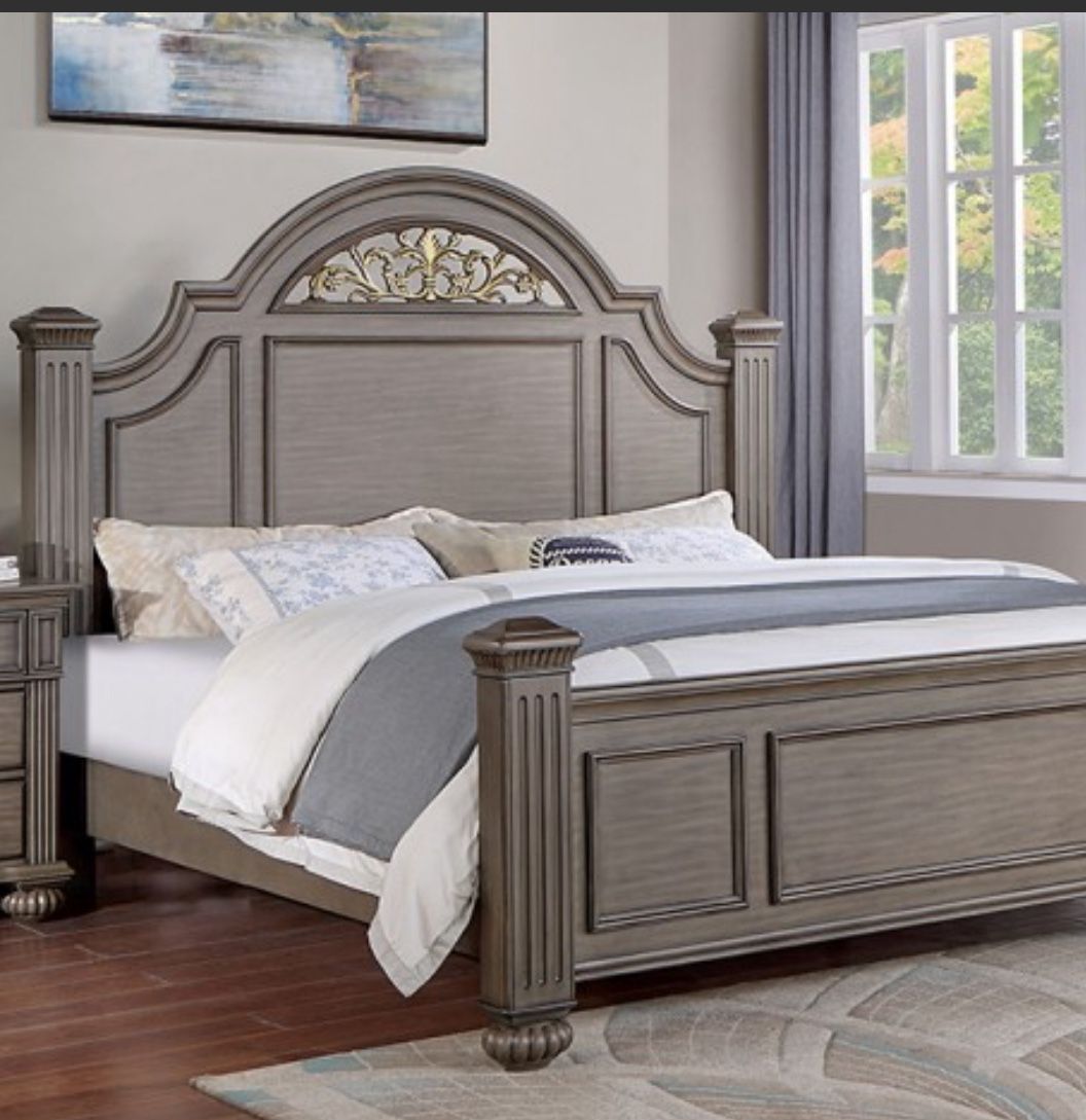 4pc Queen Bed Set - Bed Dresser Mirror Nightstand