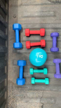 Weight set and medicine ball
