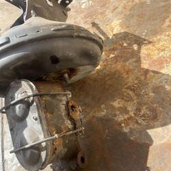 71 C10 Brakes Booster And Máster Cylinder