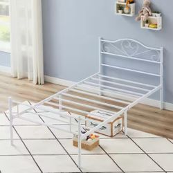 New Open Box Vecelo Heavy Duty Steel Slat Twin Size Platform Bed, White