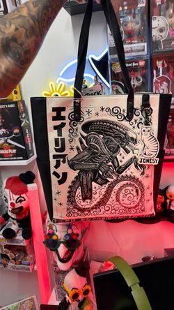 Alien Xenomorph Japanese Art Tote Bag