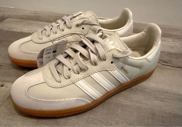 NWT Adidas Samba OG Women Size 7