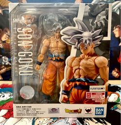 S.H. Figuarts Dragon Ball Super Ultra Instinct Son Goku