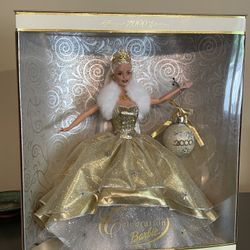 MIB Holiday Celebration, Special Edition, 2000 Barbie Doll Rare Vintage