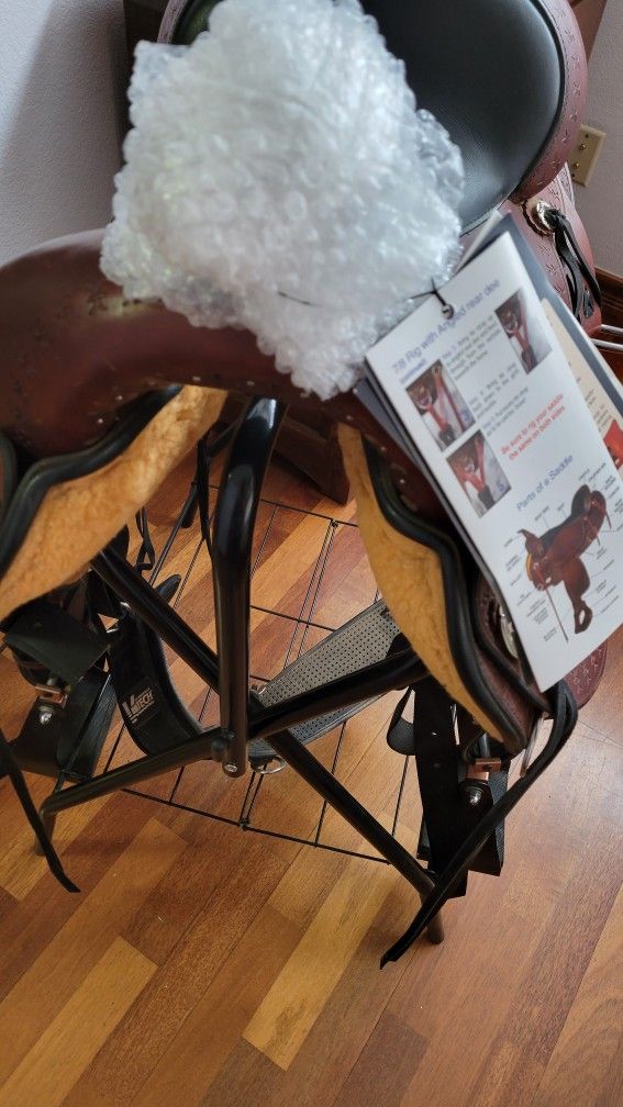 New Circle Y Alabama Saddle 16" Seat