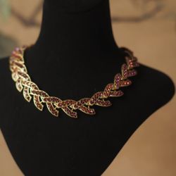 Alloy Pearl Colored Diamonds Vintage Beaded Necklace 