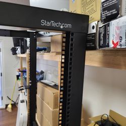 SmartTech 4-post 42U Server Rack