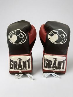 Authentic Grant Boxing Fight Gloves - 10 oz