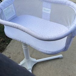 Halo Bassinet Swivel Sleeper 