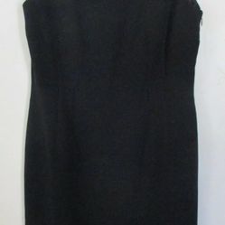 Tahari Arthur Levine Size 6 black dress