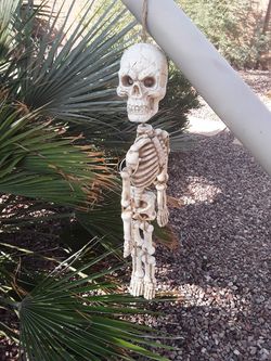 Arts and crafts, homes decorations.