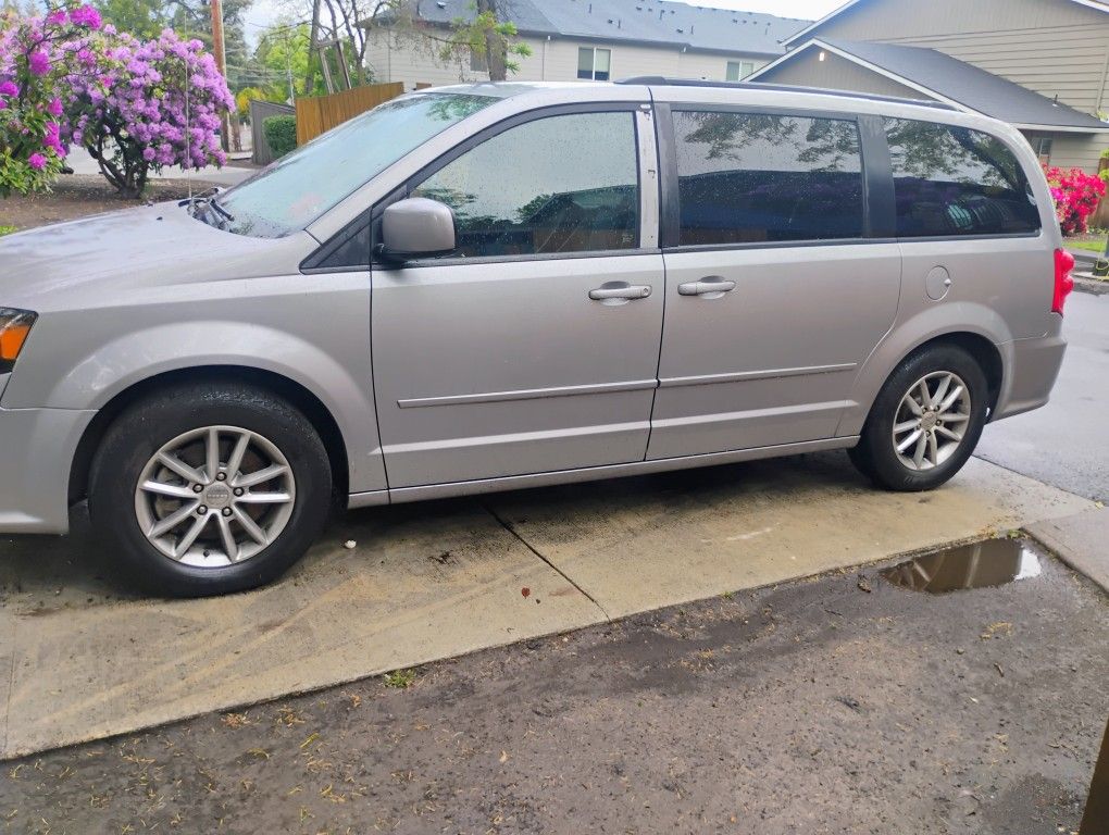 2014 Dodge Caravan