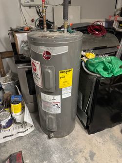 Rheem Performance 50 Gallon Water Heater (Negotiable)