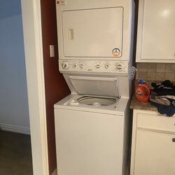 Used Kenmore Stackable Washer/Dryer