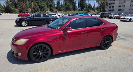Lexus is250