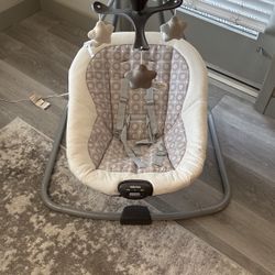 Graco Baby Swing