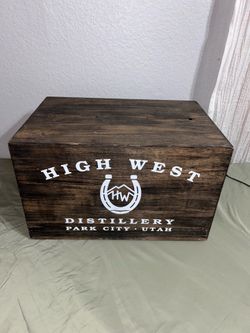 🥃 Rustic High West Distillery Wooden Display Crate