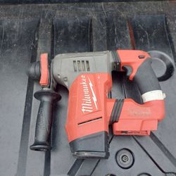 Milwaukee Roto Hammer 18v